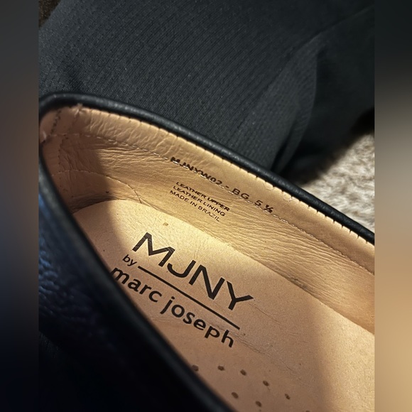 MJNY Black Loafers Women SZ 5.5M - Picture 2 of 4